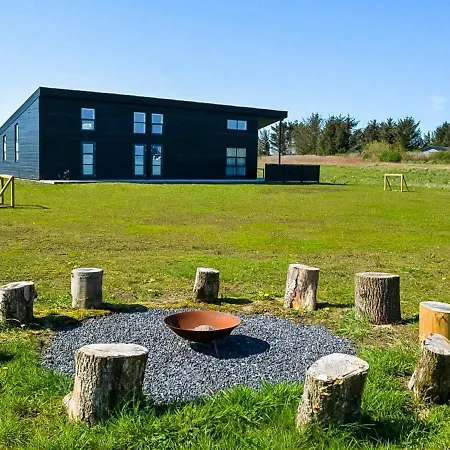 8 Person Holiday In L Kken
